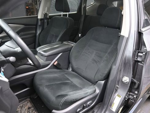 Used 2018 Nissan Murano SV w/ Premium Package image 20