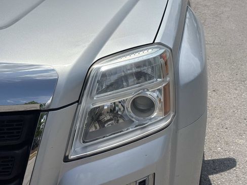Used 2013 GMC Terrain SLE FWD image 11