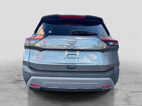 Used 2022 Nissan Rogue SV image 6