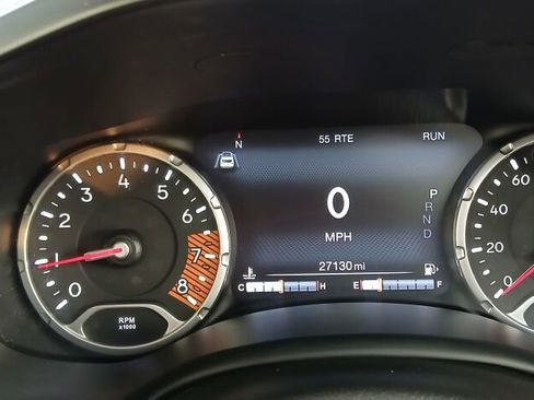 Used 2022 Jeep Renegade Trailhawk w/ Sun/Sound Group image 36