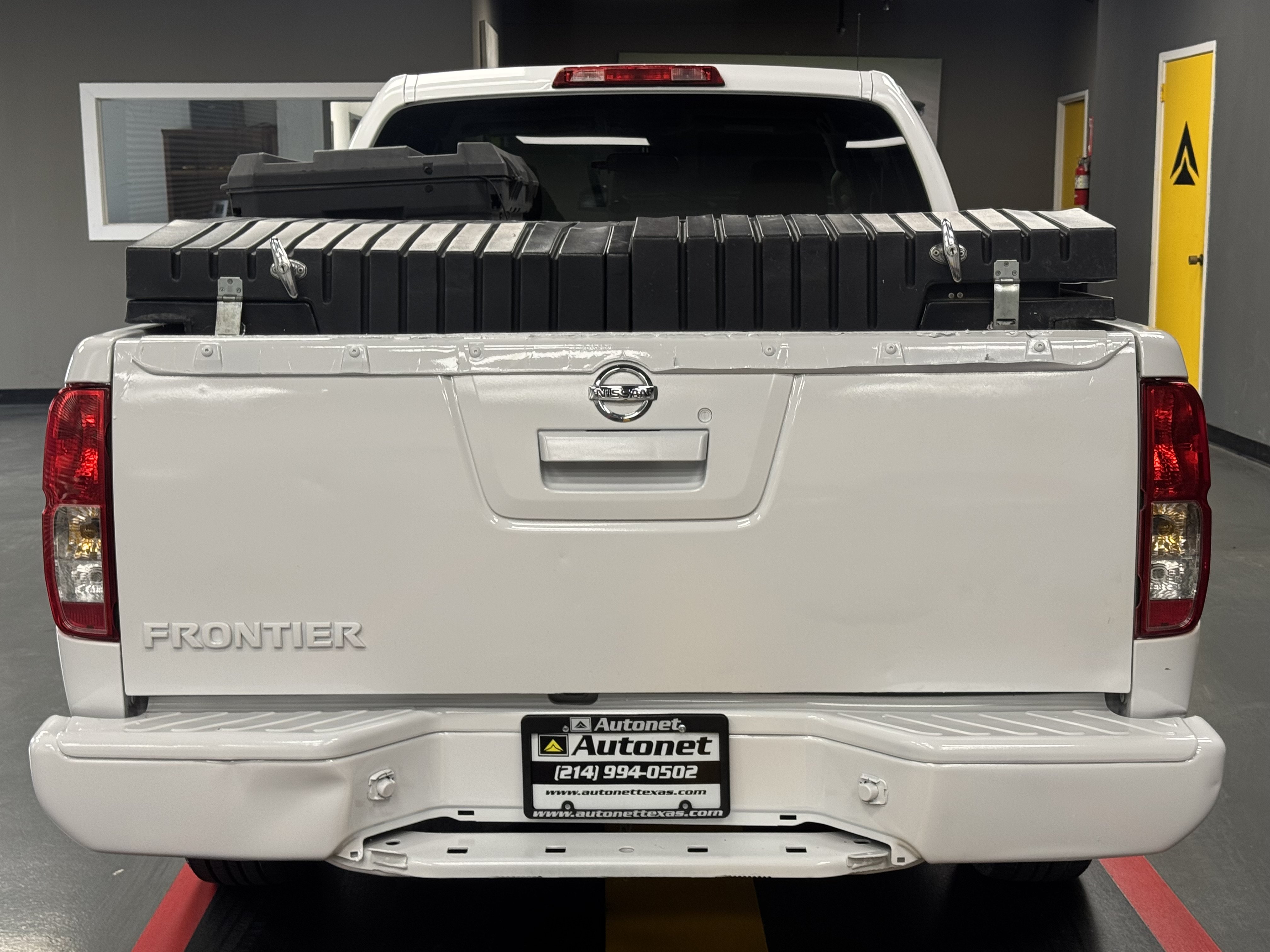 Used 2016 Nissan Frontier S RWD image 5