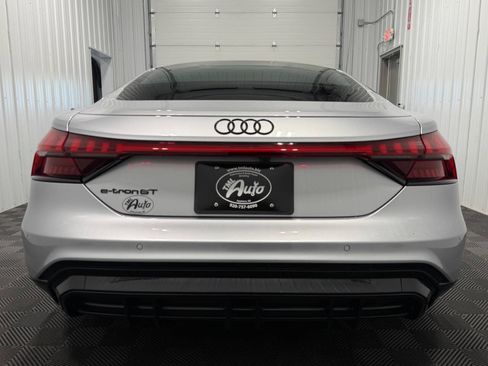 Used 2024 Audi e-tron GT Premium Plus w/ Performance Package image 10