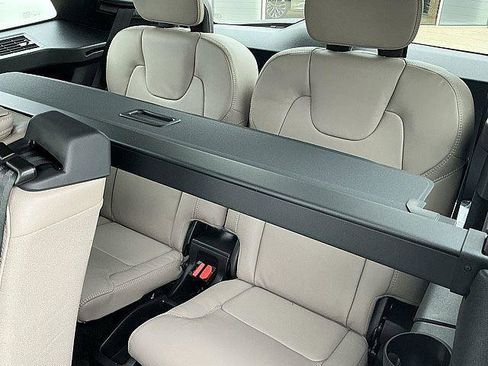 New 2026 Volvo XC90 T8 Ultra w/ Lounge Package AWD/4WD image 13