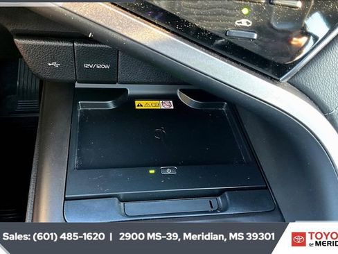 Used 2024 Toyota Camry XSE image 22