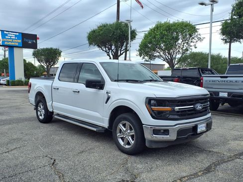 Used 2025 Ford F150 XLT w/ Equipment Group 301A Standard RWD image 20