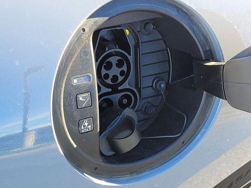 Certified 2025 Hyundai Ioniq 6 SEL image 27