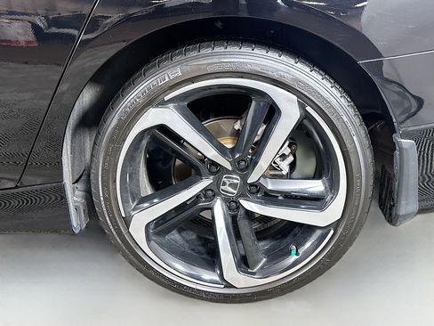 Used 2022 Honda Accord Sport image 29