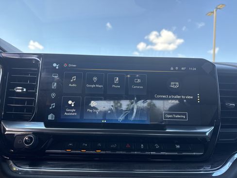 Used 2024 Chevrolet Silverado 1500 LTZ image 24