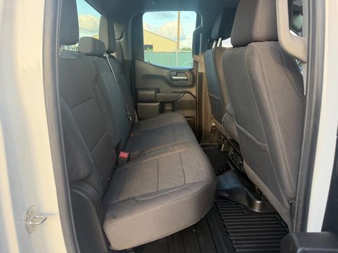 Used 2025 Chevrolet Silverado 1500 W/T AWD/4WD image 15