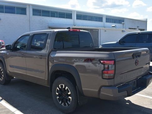 Used 2024 Nissan Frontier PRO-4X w/ Off-Road Protection Package image 6