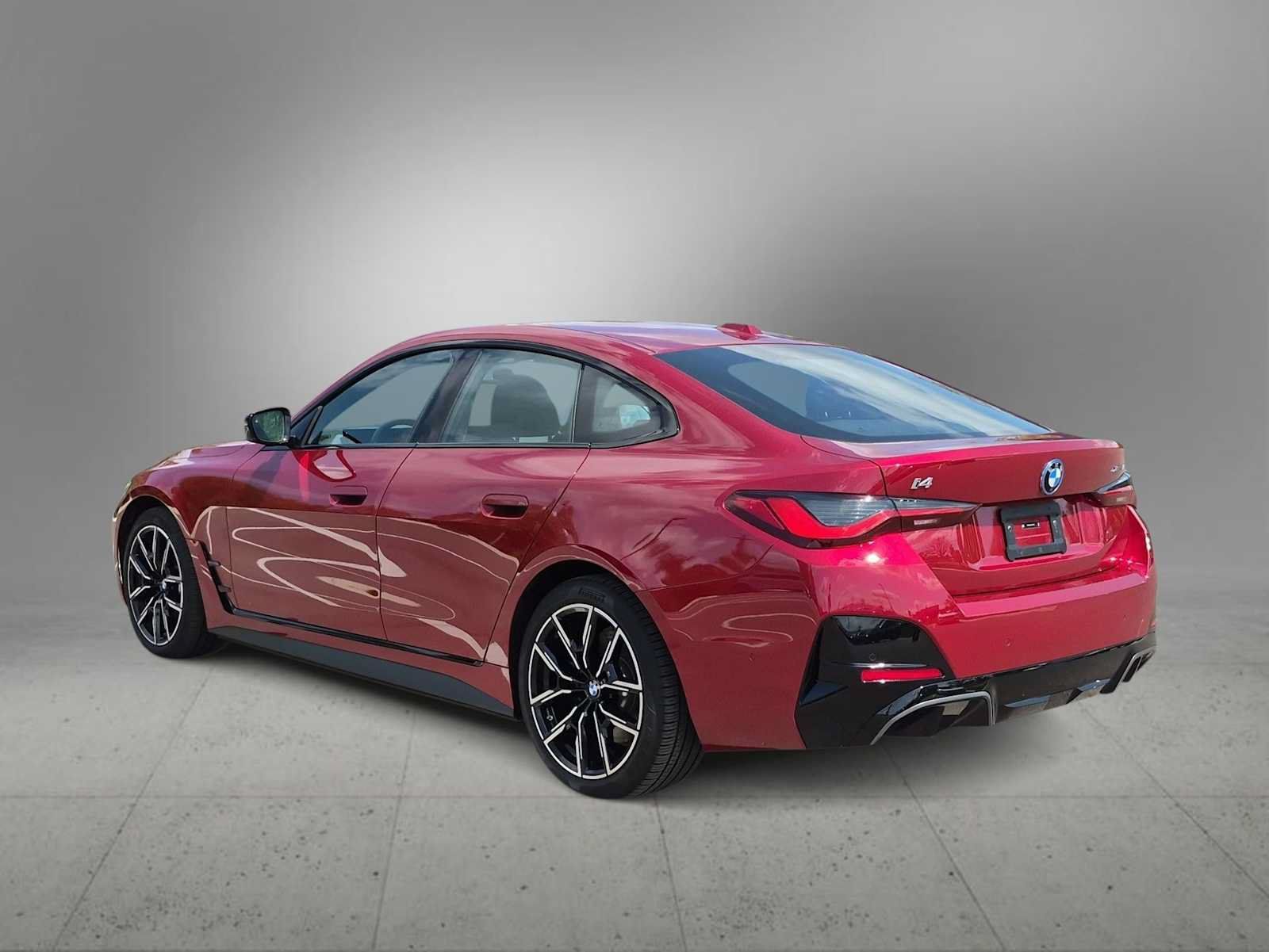 Used 2025 BMW i4 xDrive40i w/ M Sport Package AWD/4WD image 6