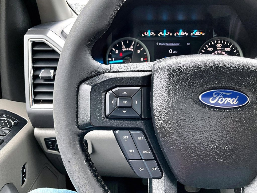 Used 2016 Ford F150 XLT w/ Equipment Group 302A Luxury AWD/4WD image 14