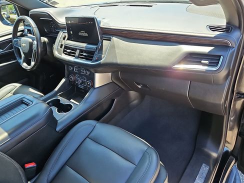 Used 2022 Chevrolet Tahoe LT w/ LT Signature Plus Package AWD/4WD image 35