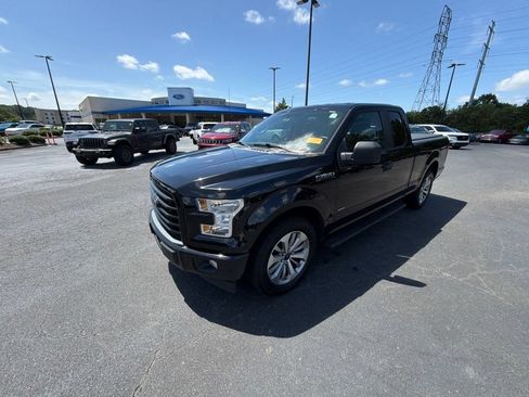 Used 2017 Ford F150 XL w/ Equipment Group 101A Mid RWD image 18