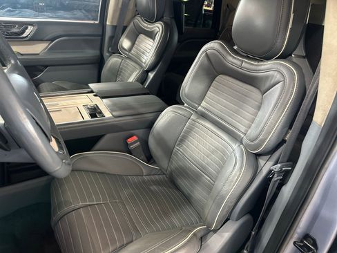Used 2021 Lincoln Navigator L Black Label w/ Cargo Convenience Package image 30