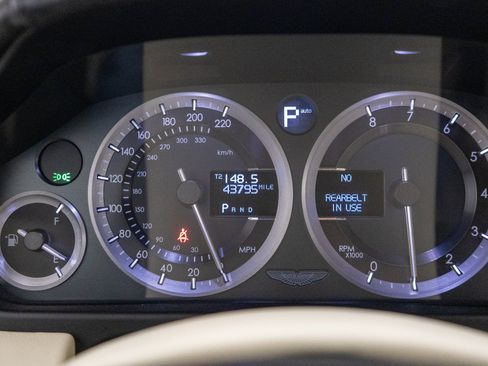 Used 2012 Aston Martin Rapide RWD image 22