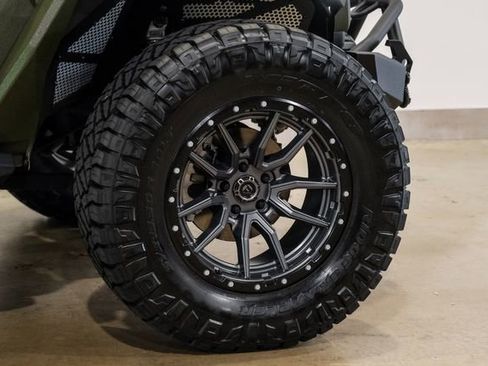 Used 2024 Jeep Wrangler Unlimited Rubicon 392 AWD/4WD image 37