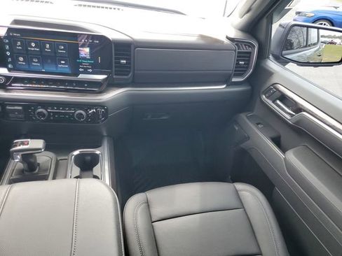 Used 2025 Chevrolet Silverado 1500 LTZ w/ LTZ Premium Package image 28