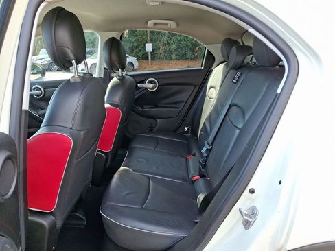 Used 2017 FIAT 500X Trekking image 16