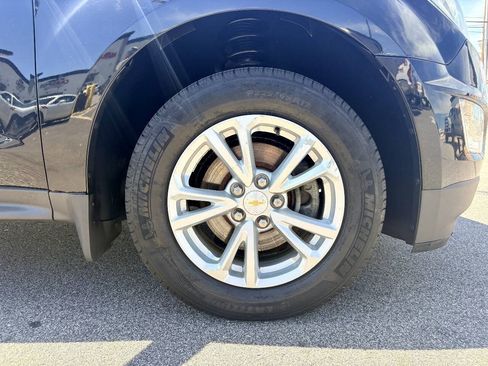 Used 2017 Chevrolet Equinox LT w/ Convenience Package FWD image 39