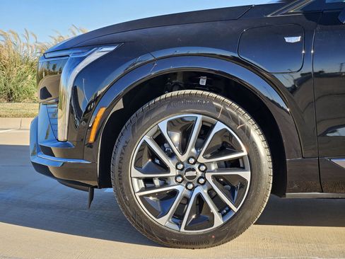 New 2026 Cadillac Optiq Sport 1 image 11