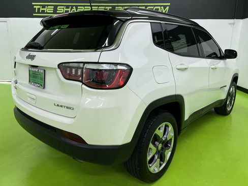 Used 2020 Jeep Compass Limited AWD/4WD image 10