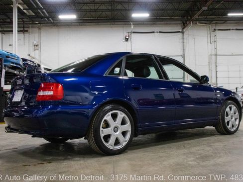 Used 2001 Audi S4 quattro AWD 4dr Turbo Sedan image 8