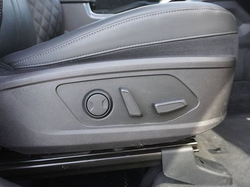 Used 2022 Kia Sorento SX Prestige image 40