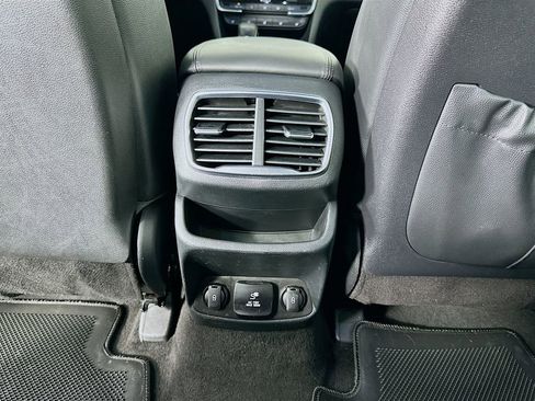 Used 2019 Hyundai Santa Fe FWD image 27