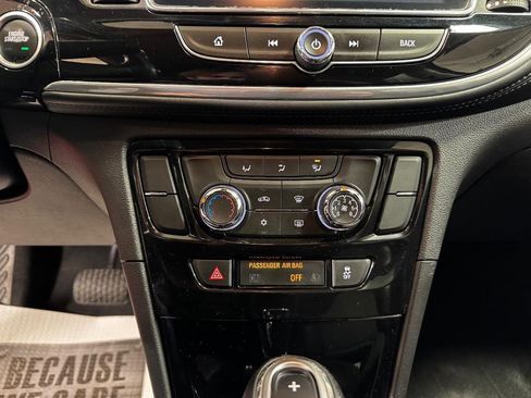 Used 2018 Buick Encore Preferred image 19