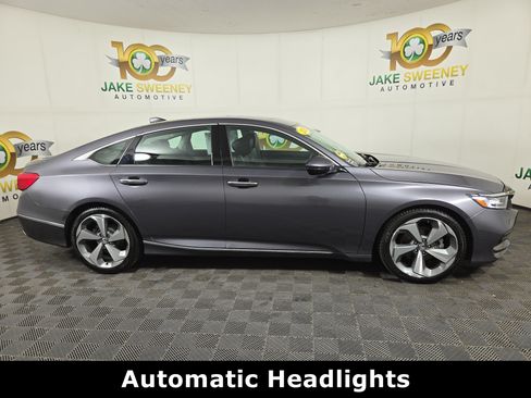 Used 2020 Honda Accord Touring image 11