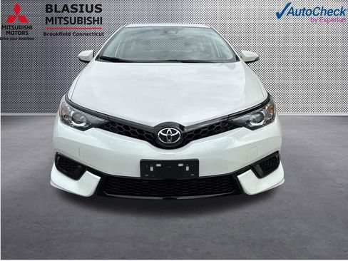 Used 2018 Toyota Corolla iM w/ All-Weather Mat Package FWD image 21