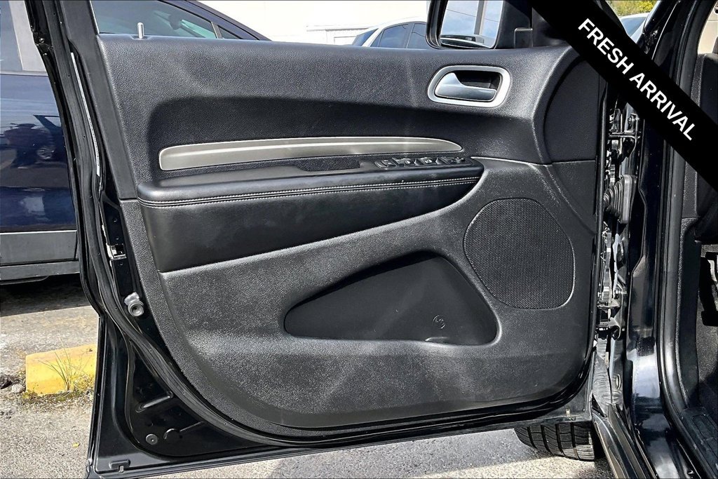 Used 2020 Dodge Durango SXT w/ 3rd Row Seating Group RWD image 21
