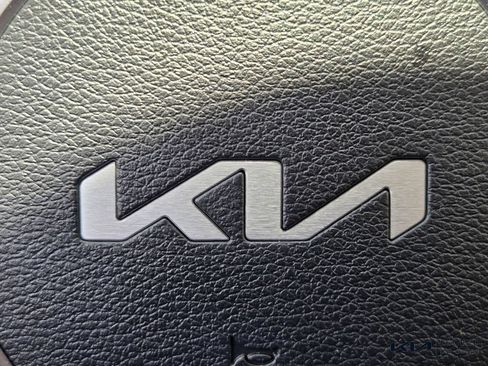 Certified 2023 Kia Sportage EX FWD image 29