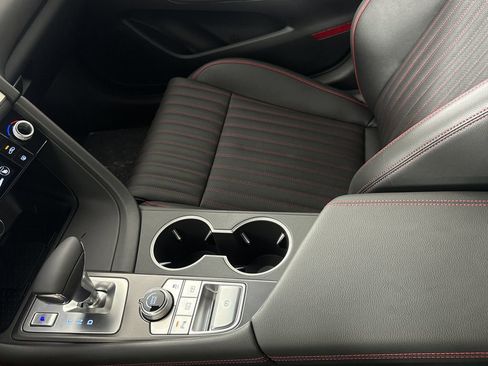 New 2025 Genesis G70 2.5T w/ Sport Prestige Package image 21