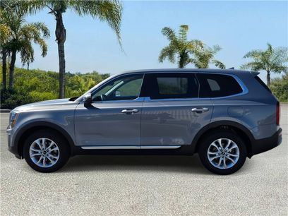 Used 2022 Kia Telluride LX