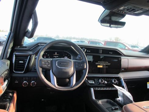 New 2026 GMC Sierra 3500 Denali Ultimate image 15