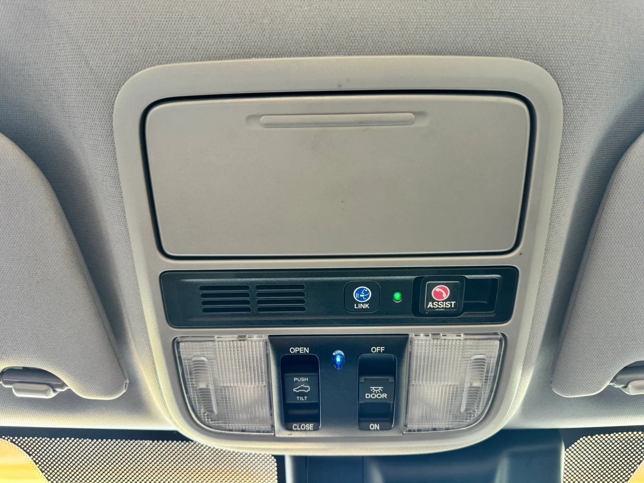 Used 2019 Honda Odyssey Elite image 16