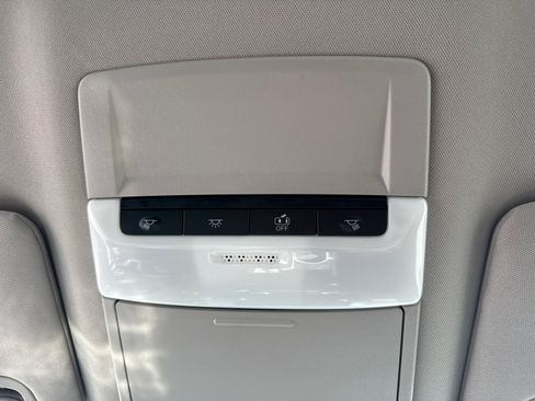 Used 2024 Nissan Altima 2.5 SV FWD image 10