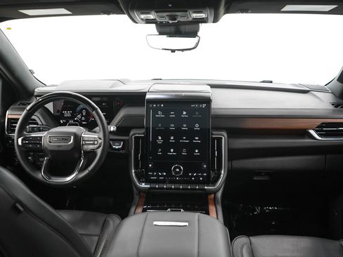 Used 2025 GMC Yukon Denali w/ Denali Reserve Package AWD/4WD image 15