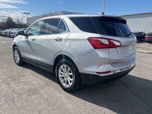 Used 2020 Chevrolet Equinox LT w/ Driver Convenience Package image 5