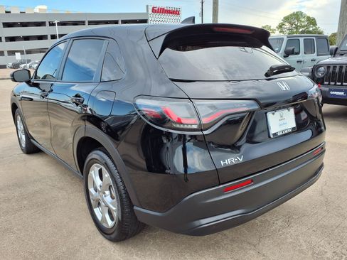 Certified 2025 Honda HR-V LX image 3