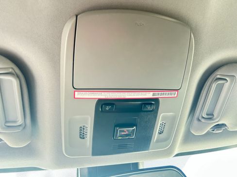 Used 2023 Toyota Camry SE FWD image 17