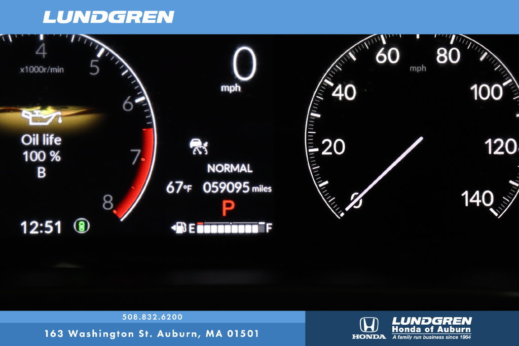 Used 2024 Honda Pilot Touring image 23