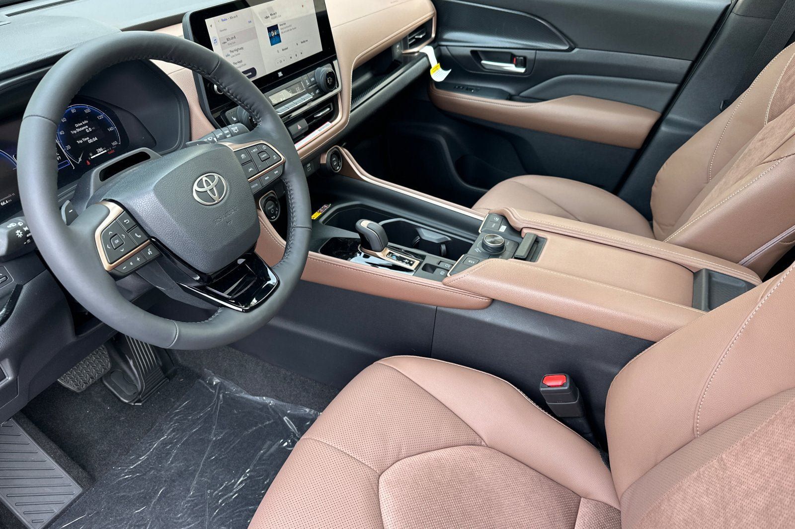 New 2026 Toyota Grand Highlander AWD Hybrid image 12