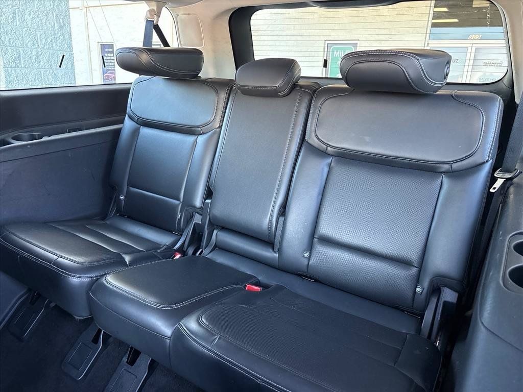 Used 2025 Ford Expedition Max Platinum AWD/4WD image 11