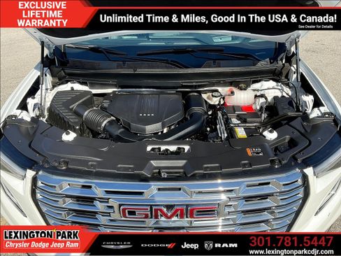 Used 2024 GMC Acadia Denali w/ Super Cruise Package FWD image 30
