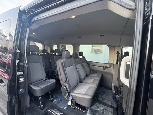 Used 2024 Ford Transit 350 XLT image 12