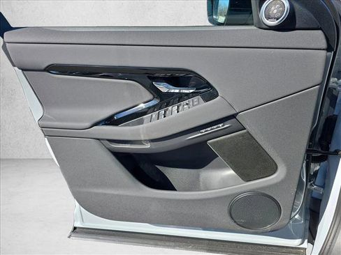 New 2026 Land Rover Range Rover Evoque S image 25