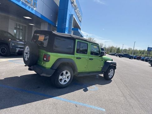 Used 2018 Jeep Wrangler Unlimited Sport S AWD/4WD image 25
